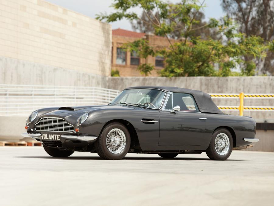  Aston Martin DB6 Volante (3635/R) 1967 года  (фото 18 из 32)